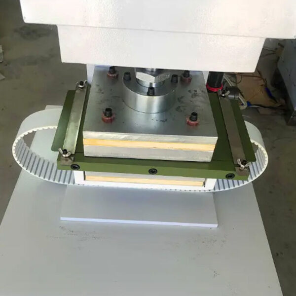 Second image of Poliüretan senkron belt kaynaklı birleştirme makinesi